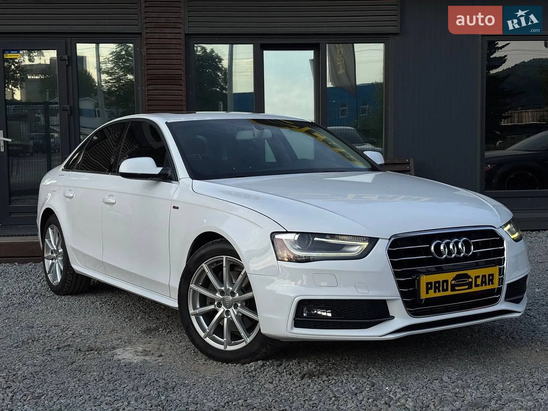2015 Audi A4 - фото 1