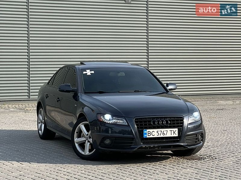 Седан Audi A4 2012 в Львове