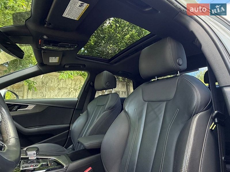 Седан Audi A4 2020 в Вышгороде