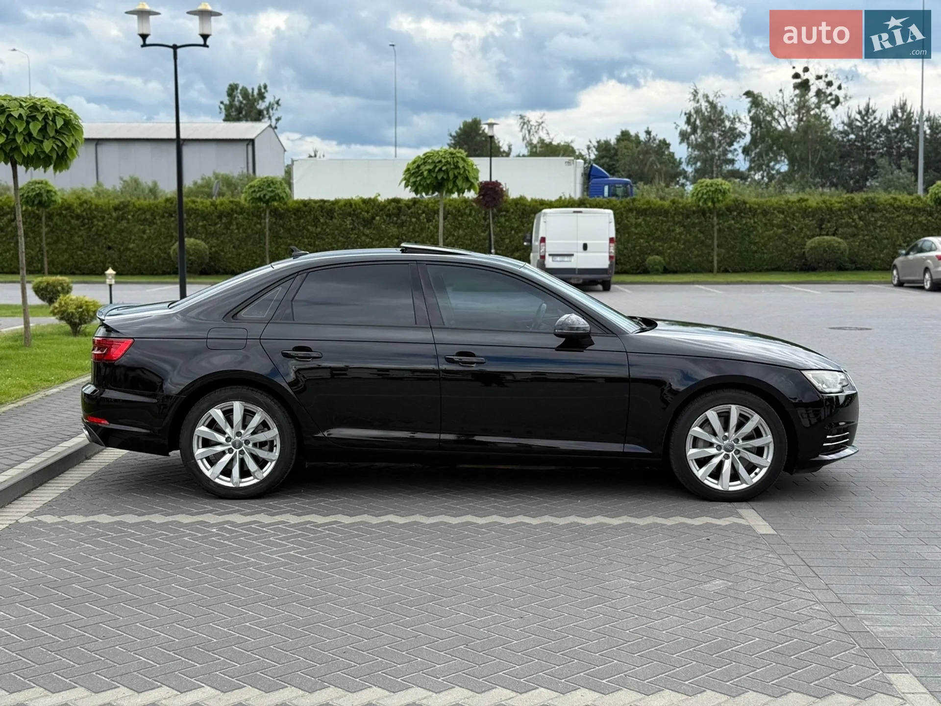 2015 Audi A4 - мініатюра 4