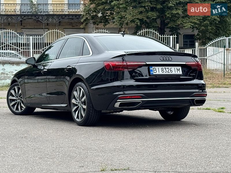 Седан Audi A4 2023 в Києві