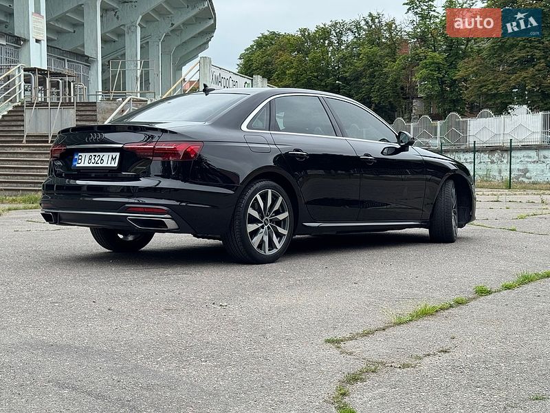 Седан Audi A4 2023 в Києві