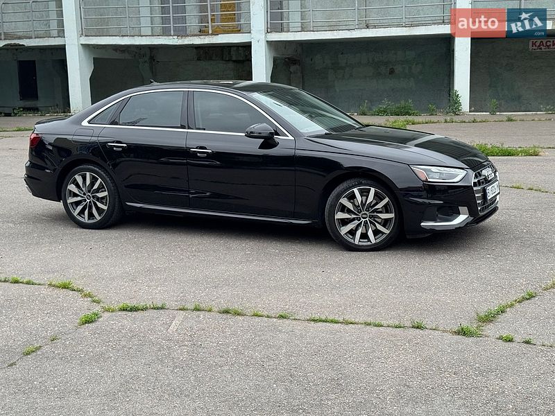 Седан Audi A4 2023 в Києві
