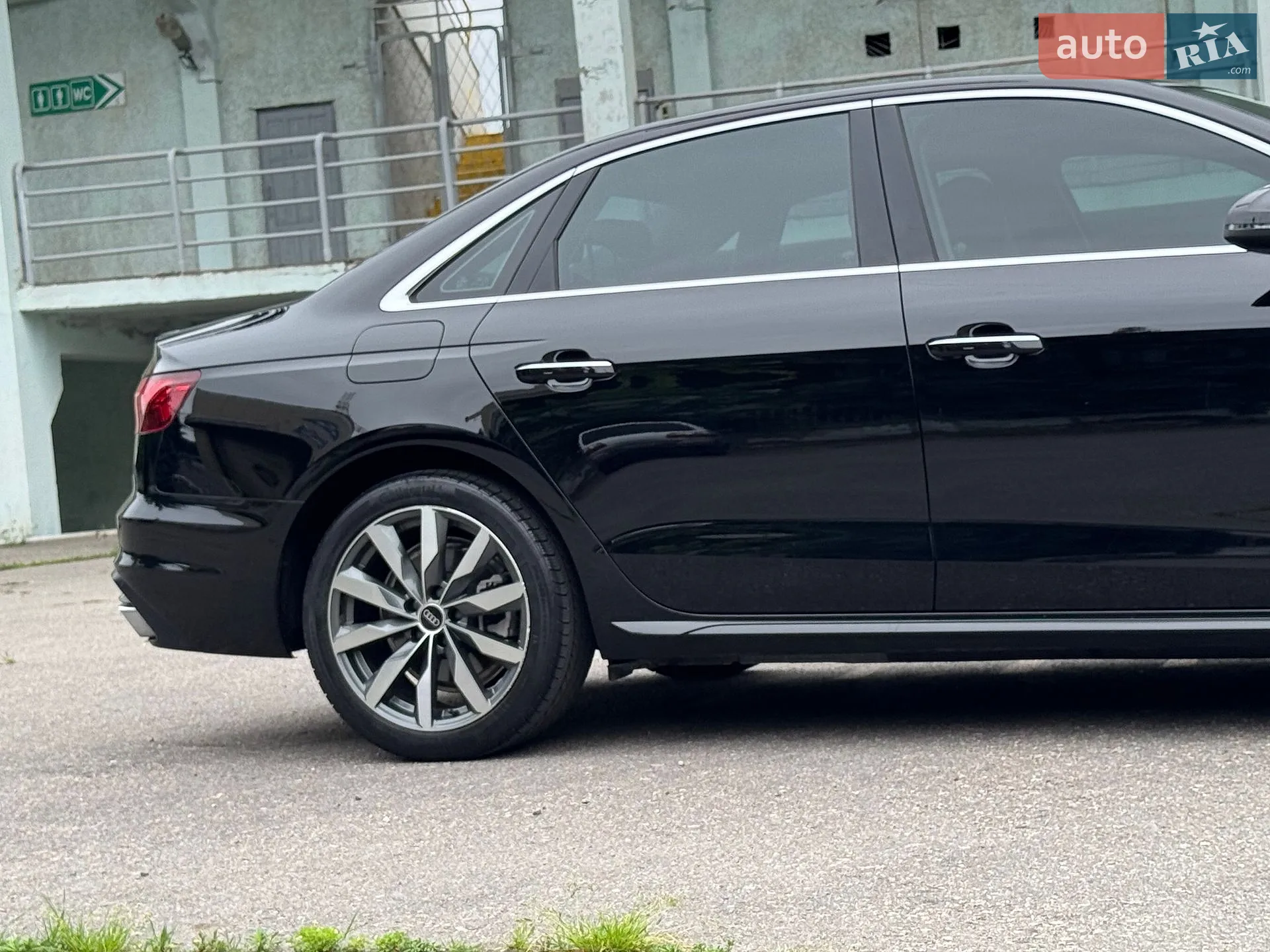 2023 Audi A4 - мініатюра 48