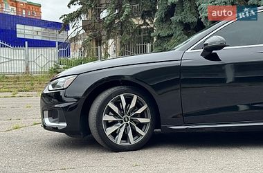 Седан Audi A4 2023 в Києві