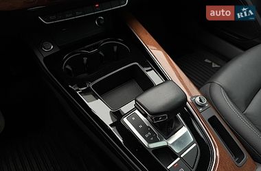 Седан Audi A4 2023 в Києві