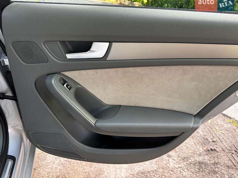 Універсал Audi A4 2014 в Києві