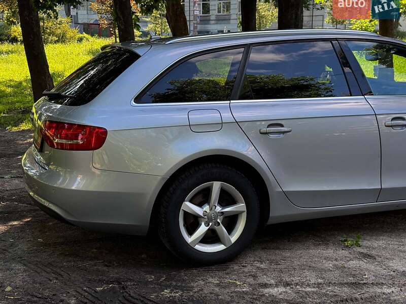 Універсал Audi A4 2014 в Києві