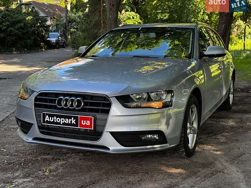 Універсал Audi A4 2014 в Києві