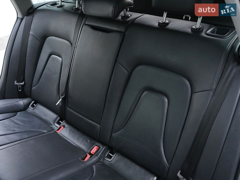 Універсал Audi A4 2015 в Одесі