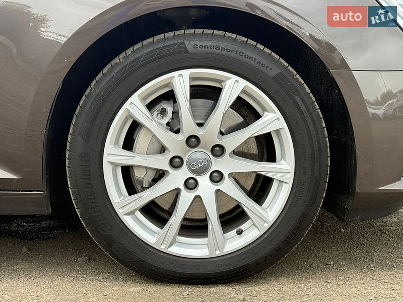 Універсал Audi A4 2019 в Луцьку