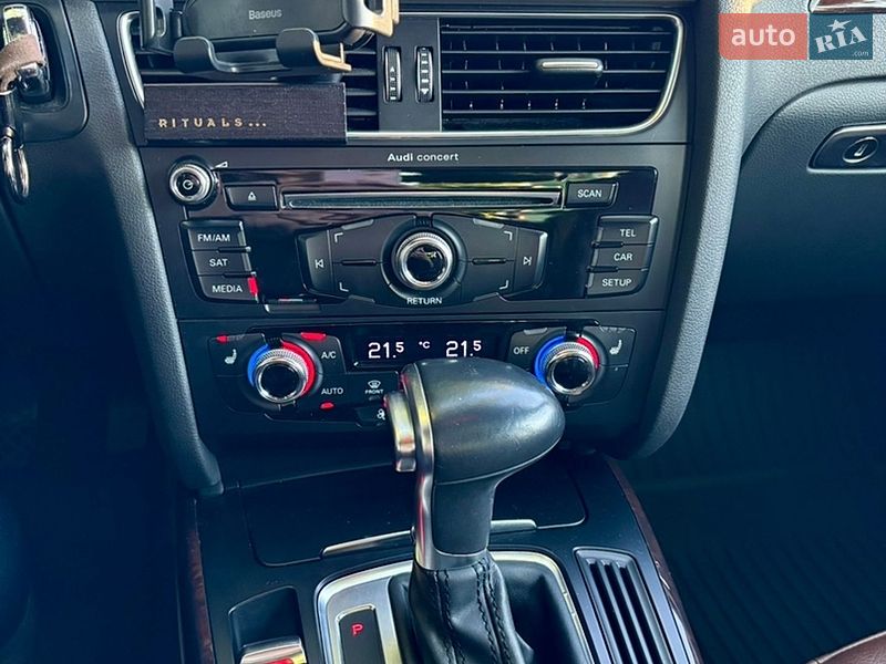 Седан Audi A4 2014 в Одесі