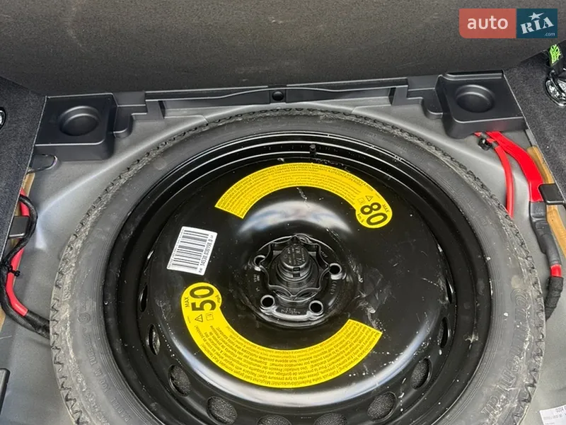 Audi A4 2019 VIN WAUENAF45KA043959 фото оголошення 18 з 74