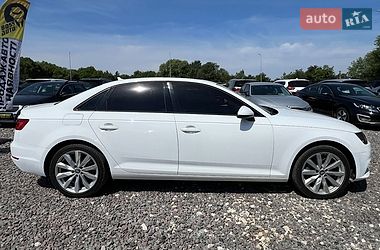 Седан Audi A4 2017 в Львове