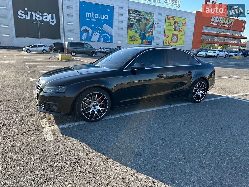 Седан Audi A4 2009 в Черновцах