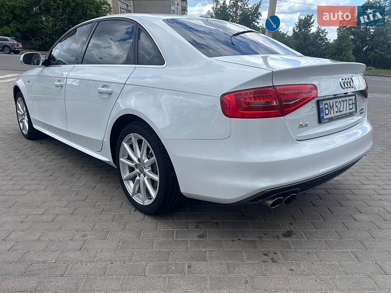 Седан Audi A4 2015 в Сумах