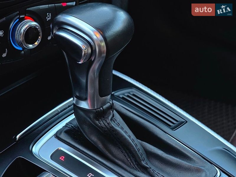 Седан Audi A4 2012 в Вінниці