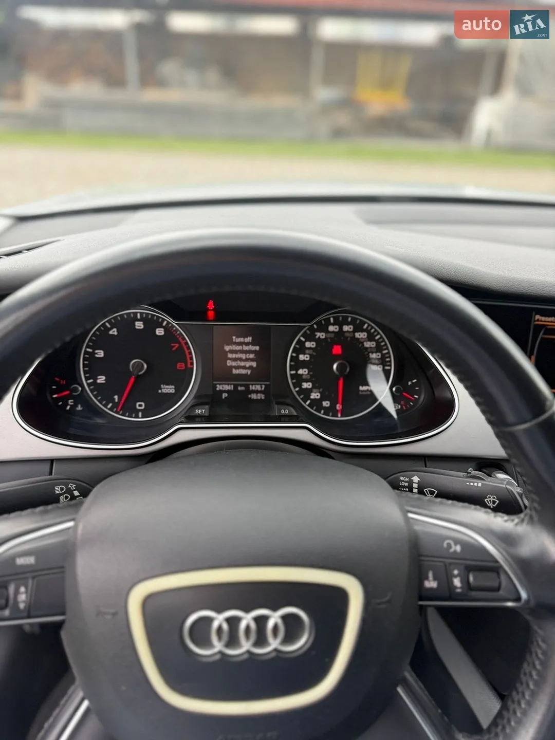 2013 Audi A4 - мініатюра 9
