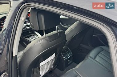 Седан Audi A4 2017 в Жовкві