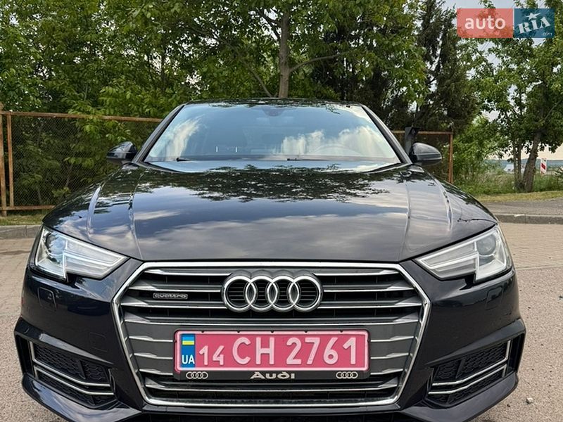 Седан Audi A4 2017 в Жовкві