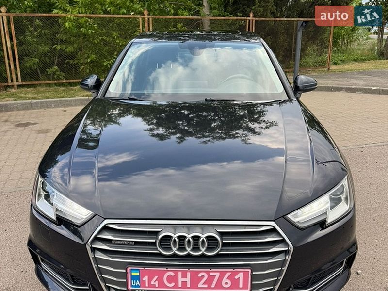 Седан Audi A4 2017 в Жовкві