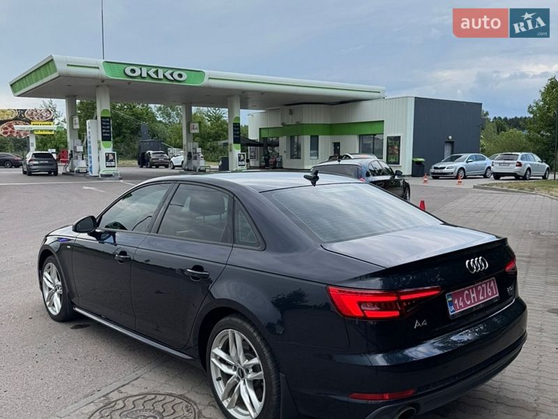 Седан Audi A4 2017 в Жовкві