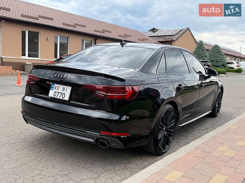 Седан Audi A4 2018 в Днепре
