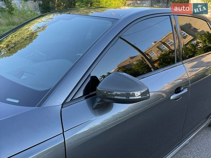 Седан Audi A4 2020 в Києві