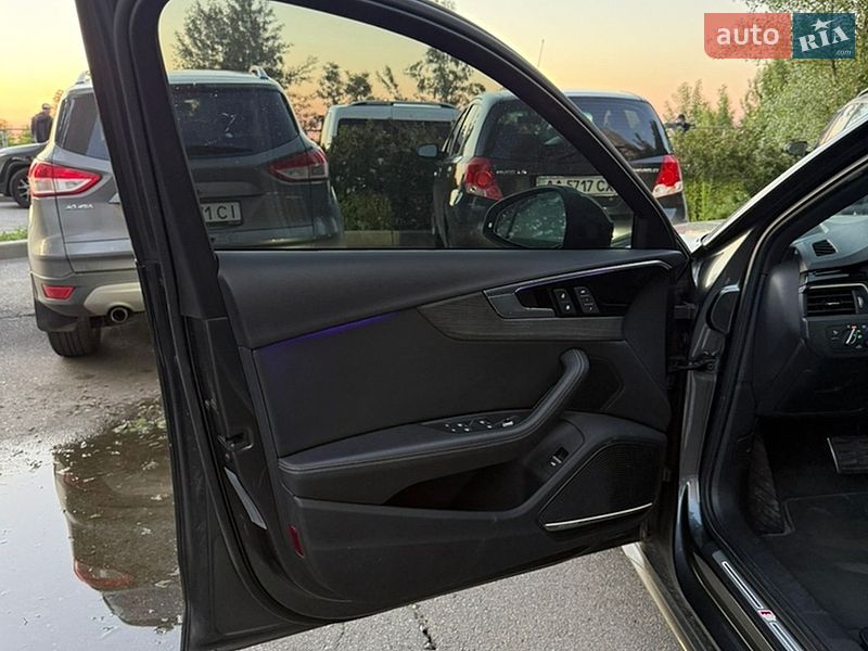 Седан Audi A4 2020 в Києві
