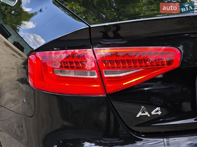 Седан Audi A4 2015 в Харькове