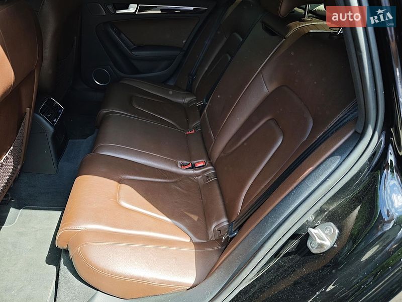 Седан Audi A4 2015 в Харькове