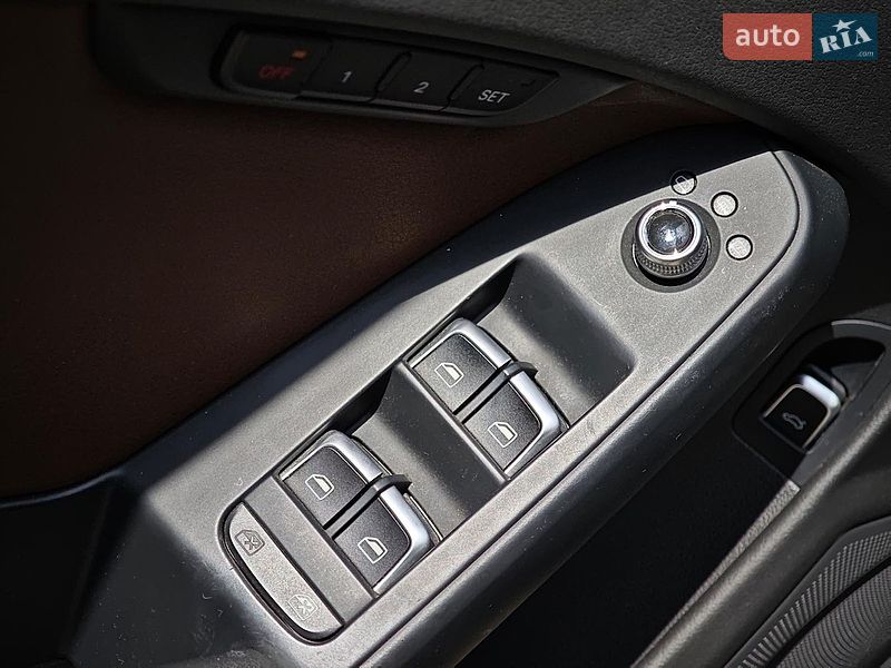 Седан Audi A4 2015 в Харькове