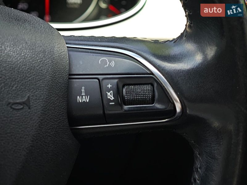 Седан Audi A4 2015 в Харькове
