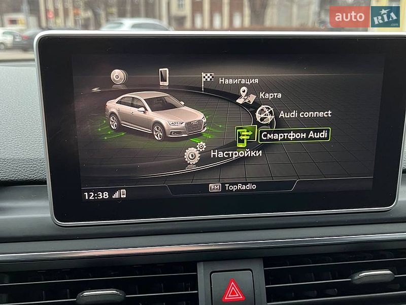 Седан Audi A4 2015 в Кам'янському