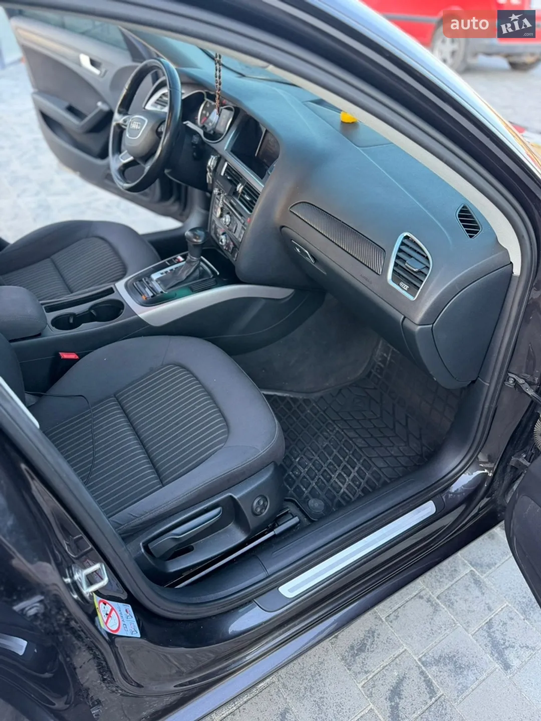 2013 Audi A4 - мініатюра 44