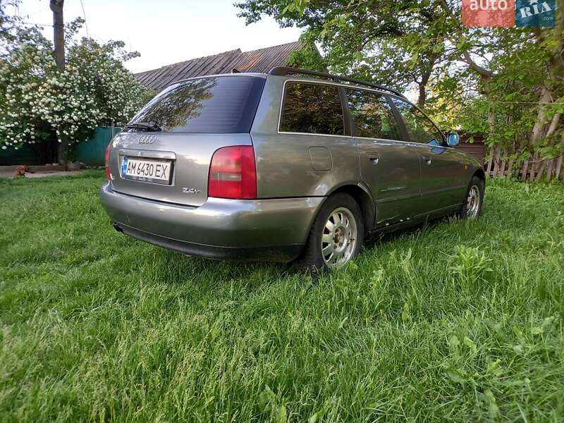 Універсал Audi A4 1998 в Бердичеві