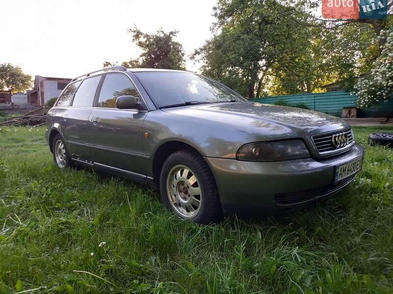 Універсал Audi A4 1998 в Бердичеві