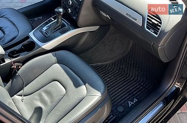 Седан Audi A4 2012 в Умані