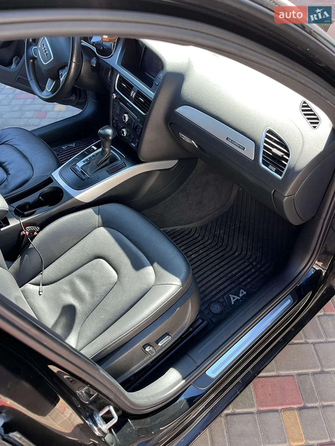 2012 Audi A4 - мініатюра 18