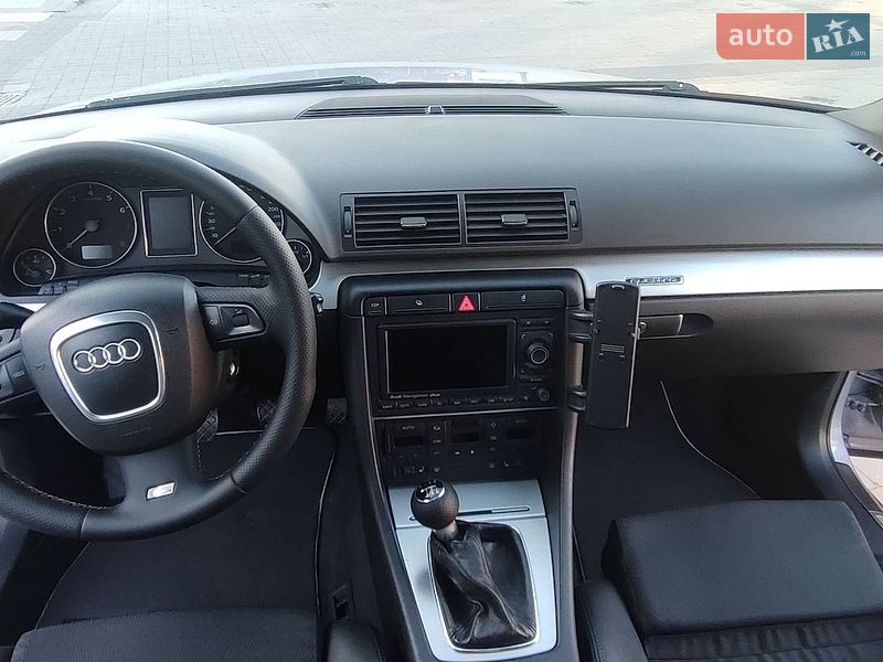 Седан Audi A4 2004 в Ковеле