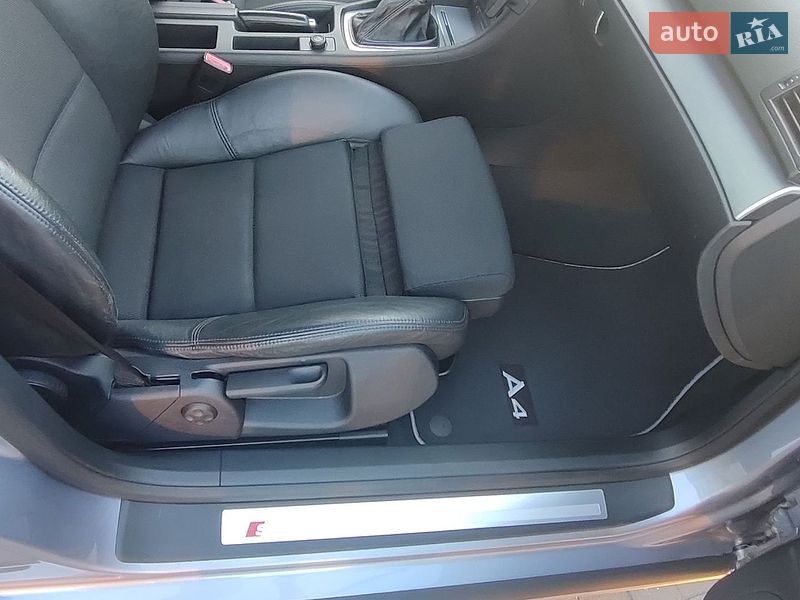 Седан Audi A4 2004 в Ковеле