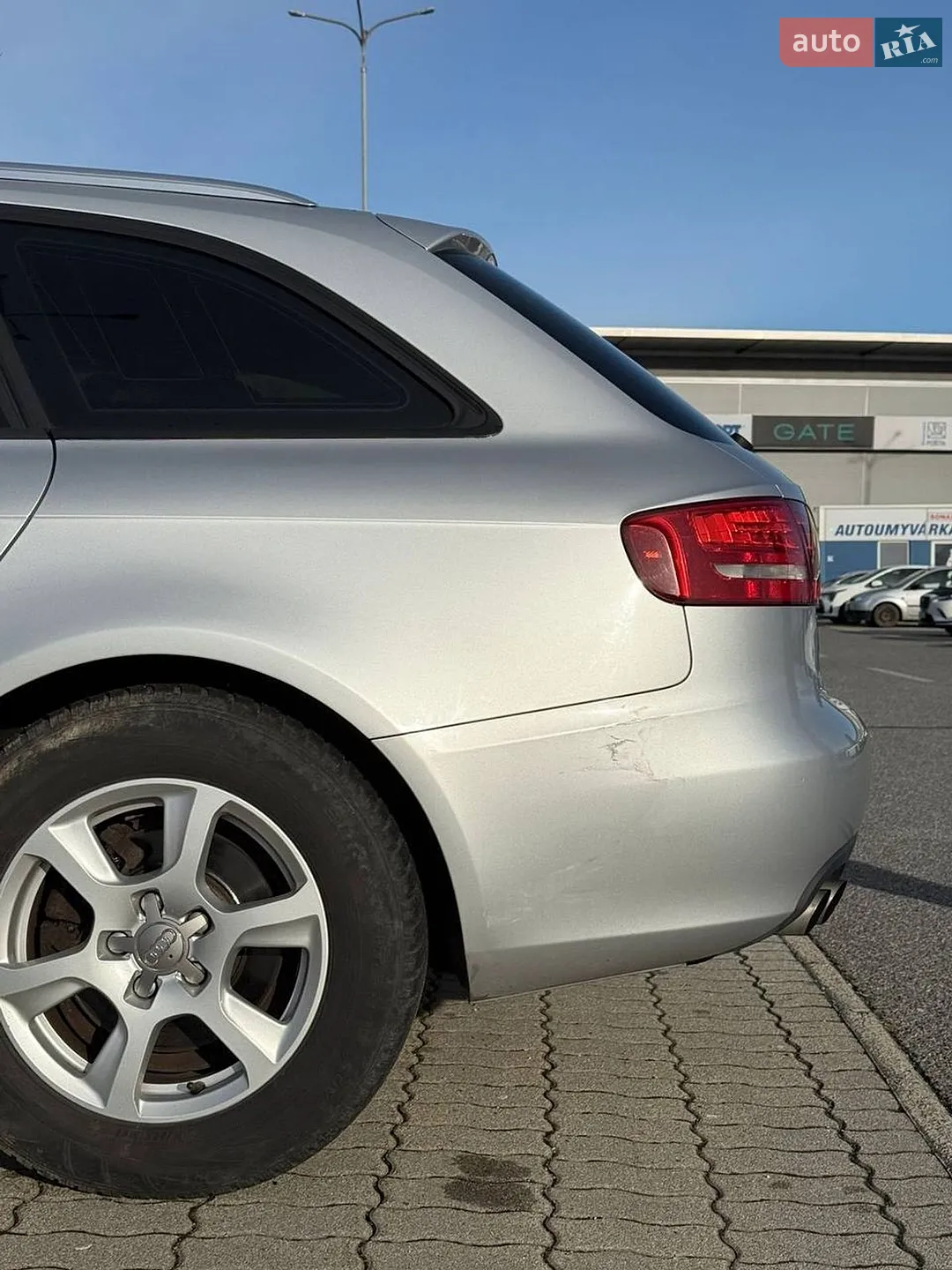 2010 Audi A4 - мініатюра 9