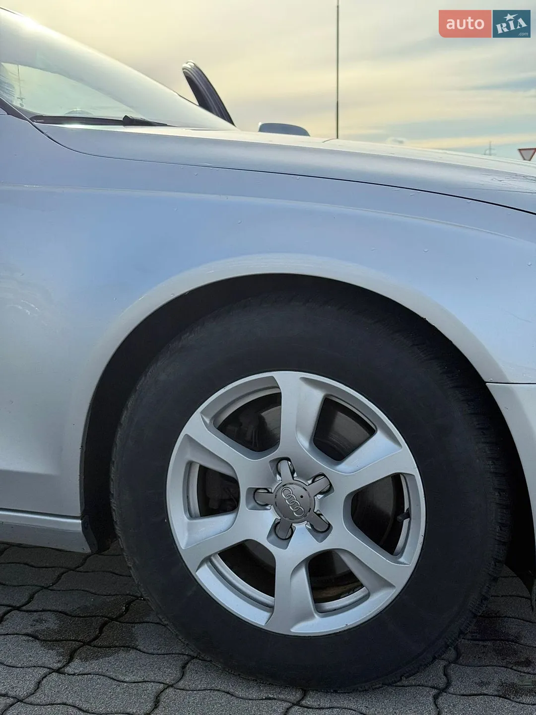 2010 Audi A4 - мініатюра 11