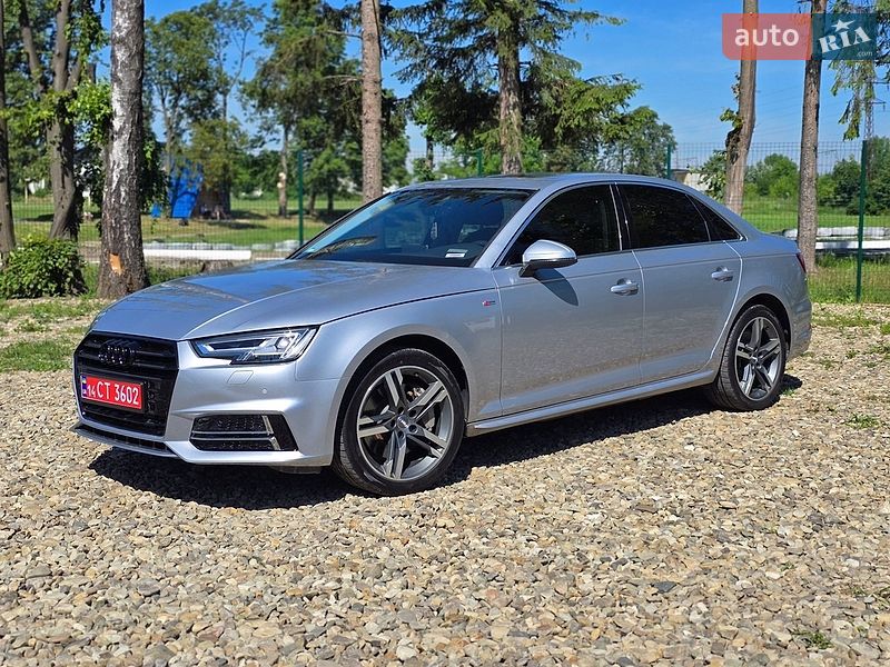 Седан Audi A4 2018 в Стрию