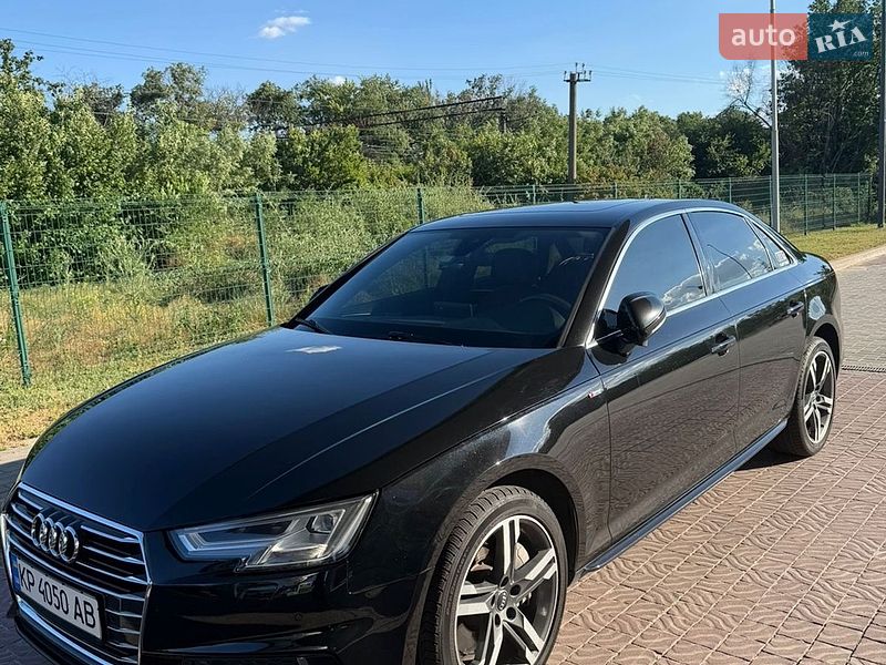Седан Audi A4 2016 в Запорожье