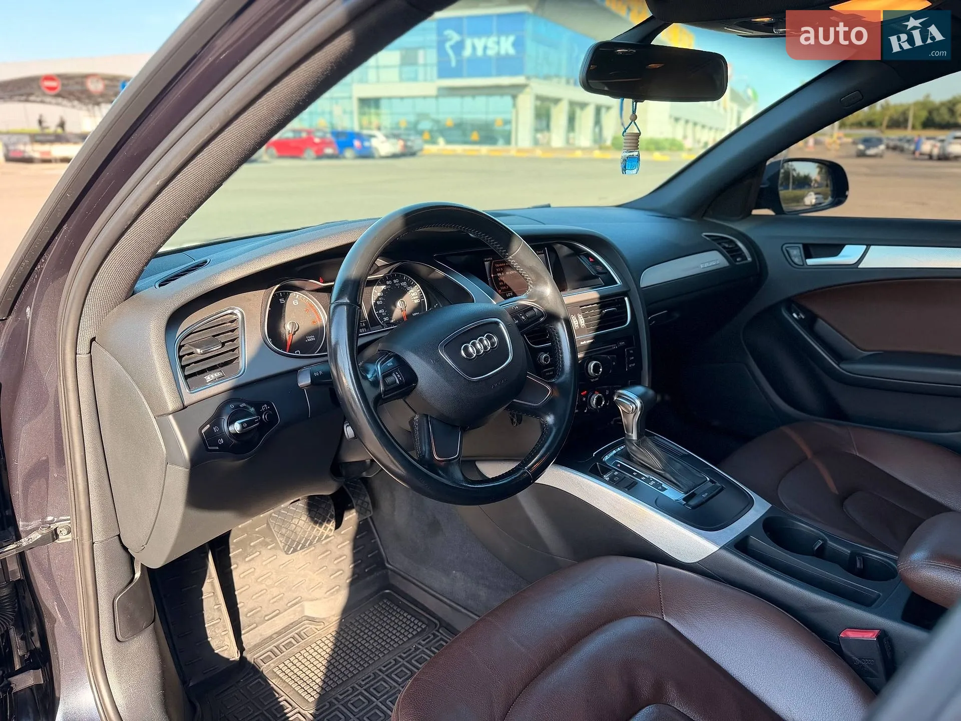 2012 Audi A4 - мініатюра 47