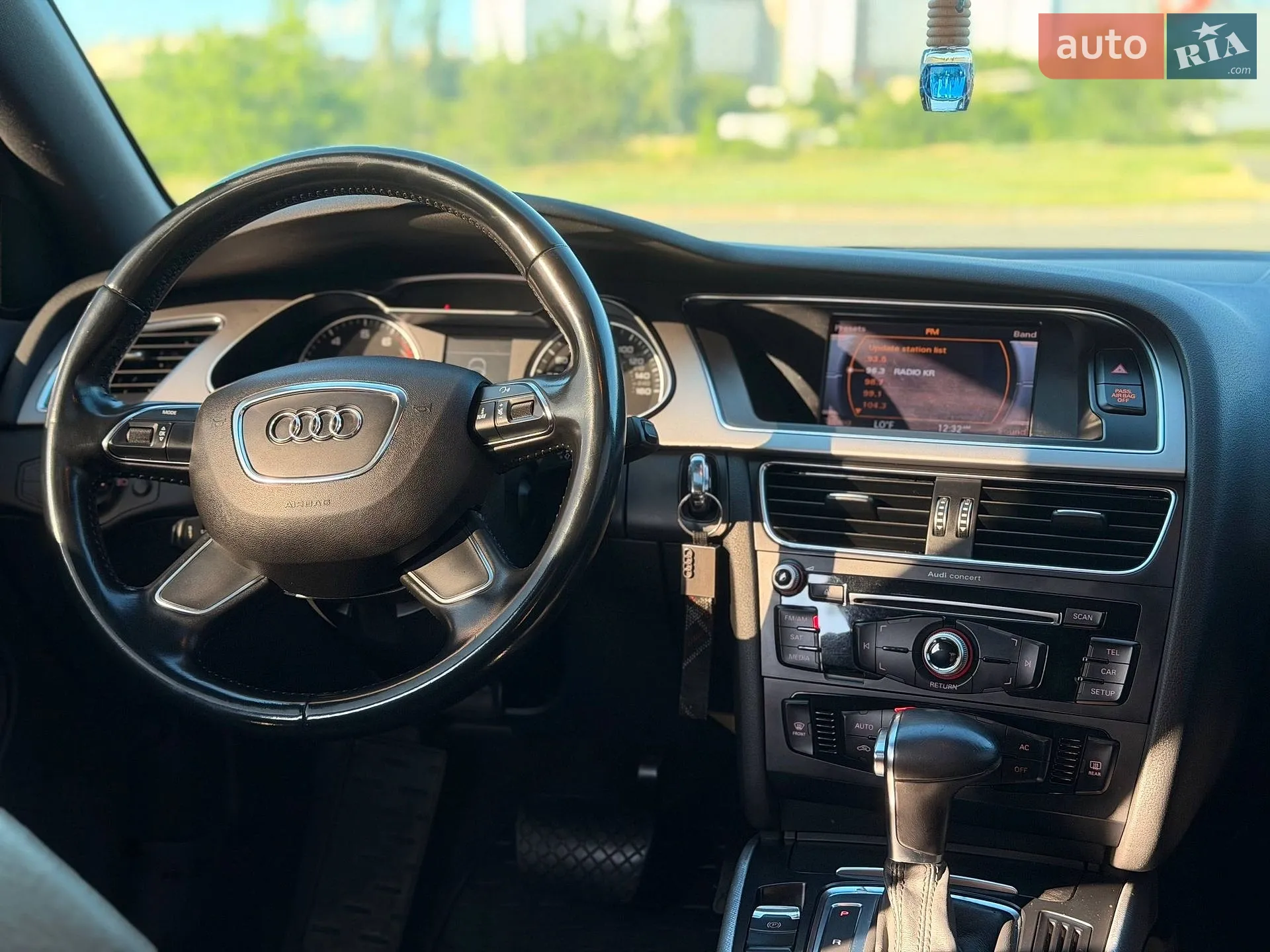 2012 Audi A4 - мініатюра 72