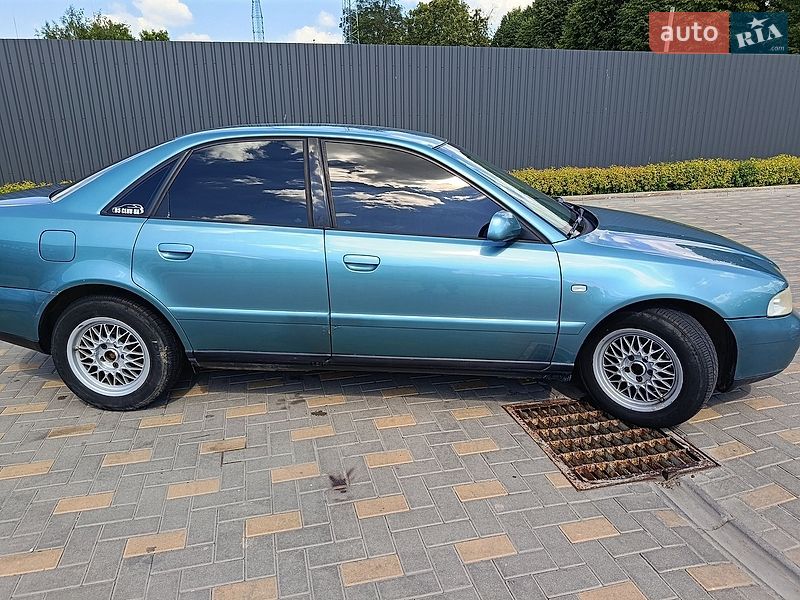 Audi A4 2000
