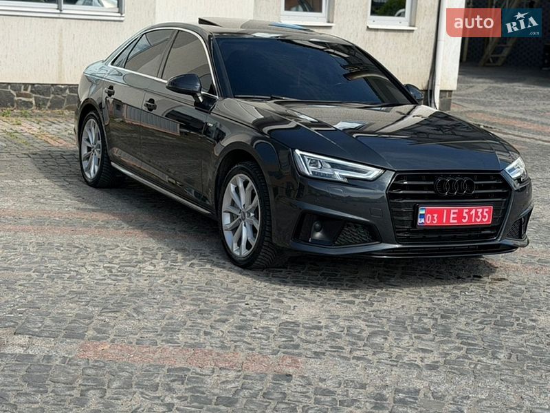 Седан Audi A4 2018 в Луцьку