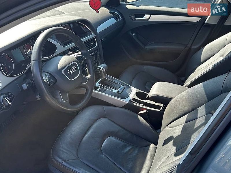 Седан Audi A4 2012 в Львове фото 12 Седан Audi A4 2012 в Львове